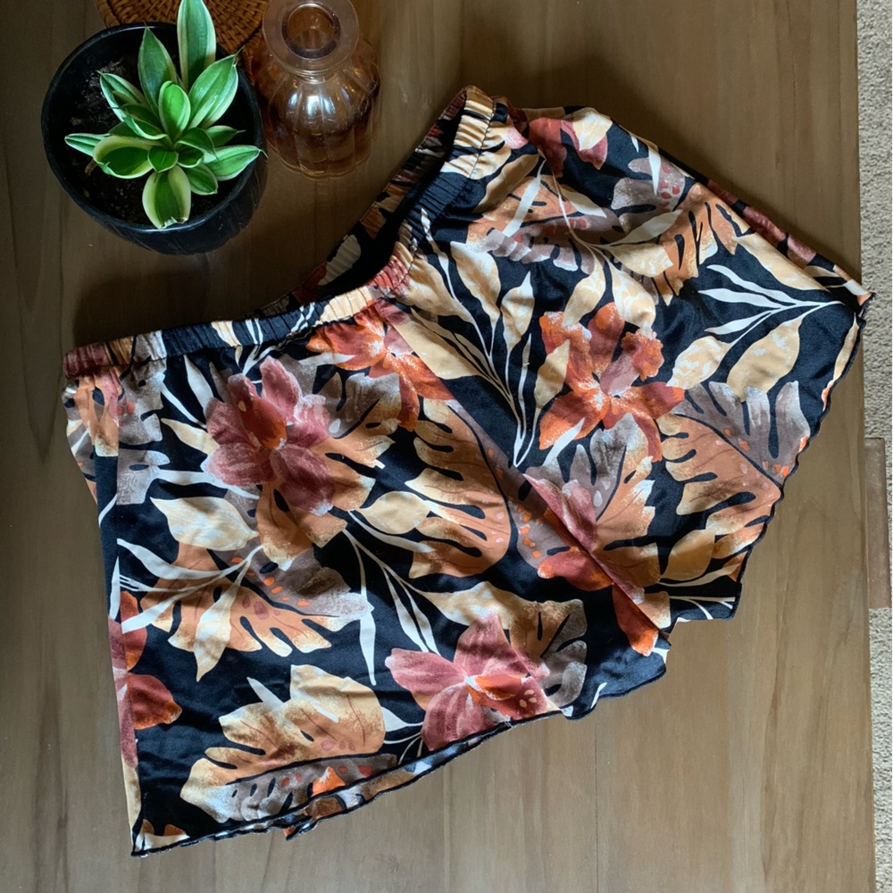 Jantzen High Waist Floral Women's Shorts Skort Swim Skirt - Black and Orange